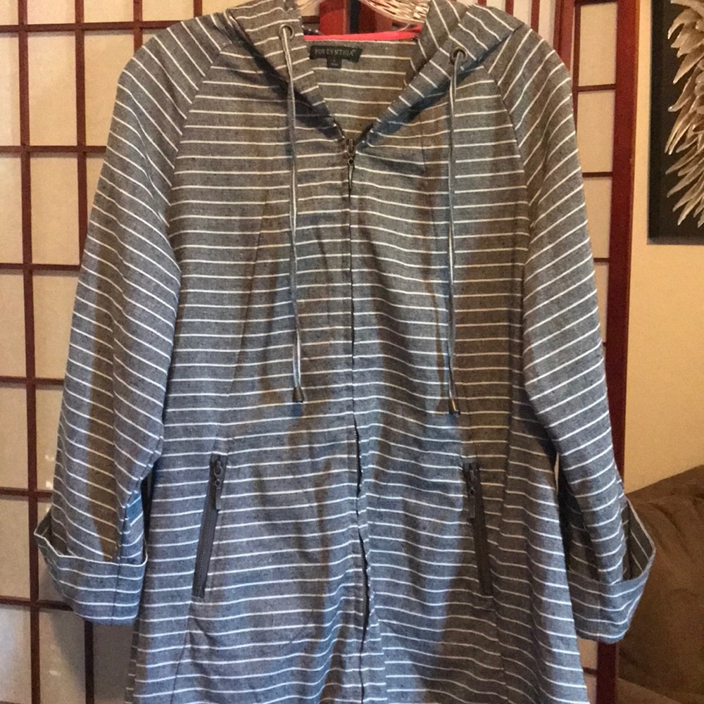 Linen Hooded Top